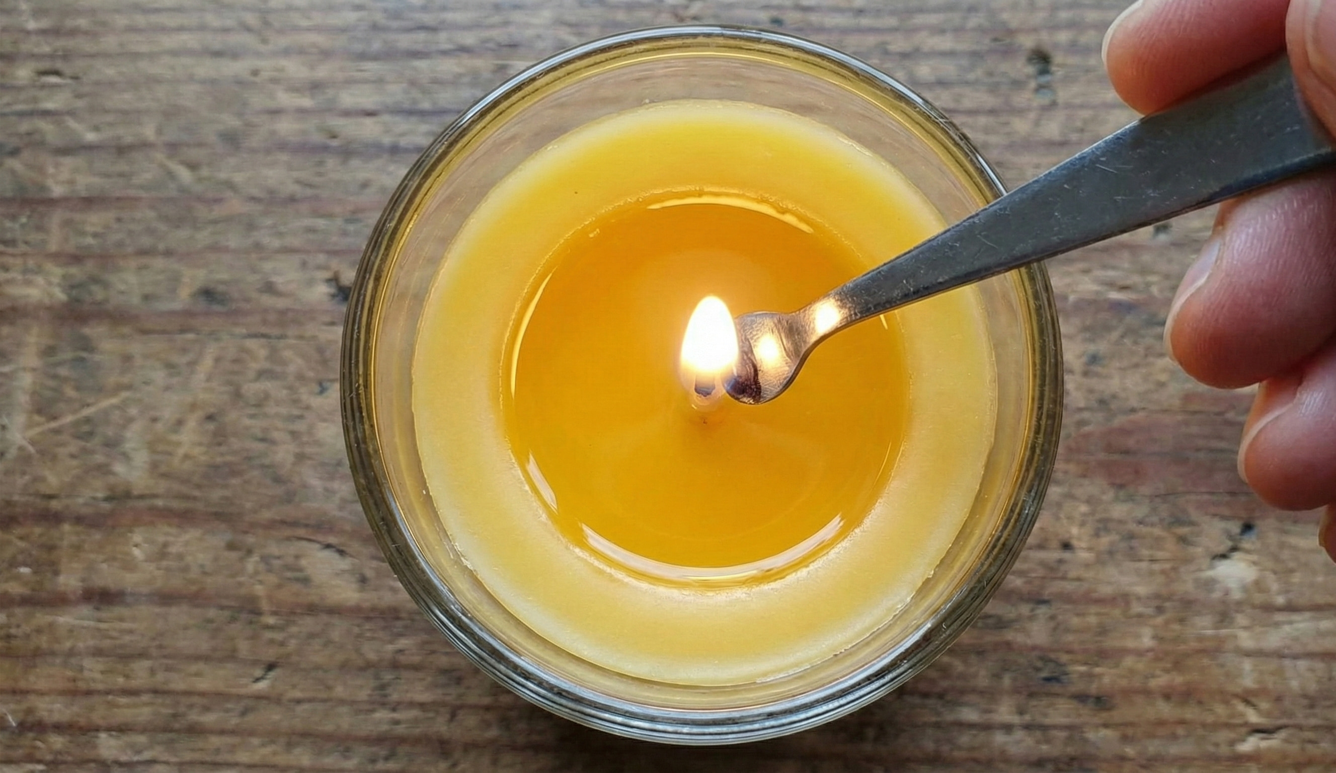 ako sa starat o cajove sviecky z vcelieho vosku gituskovo